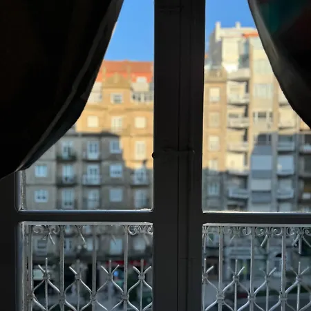 Lupita, En El Centro De *