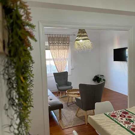 Lupita, En El Centro De דירה ויגו