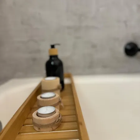 Lupita, En El Centro De