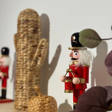 Lupita, En El Centro De