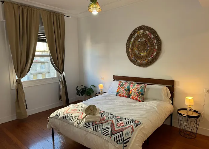 Lupita, En El Centro De Apartman Vigo