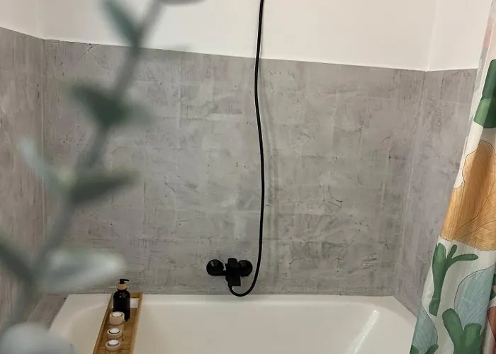 Lupita, En El Centro De *