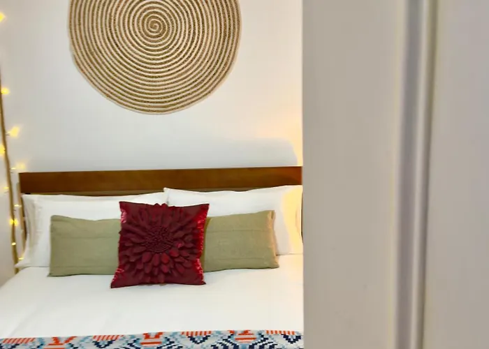 Lupita, En El Centro De Vigo